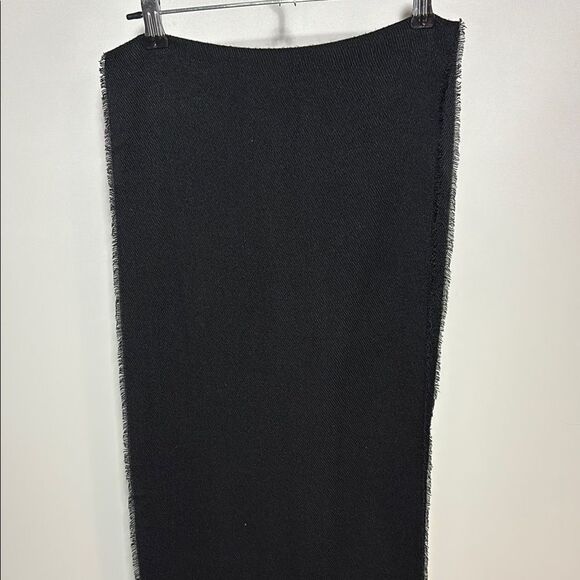 Plain black winter scarf with fringe on both ends. - Picture 6 of 7